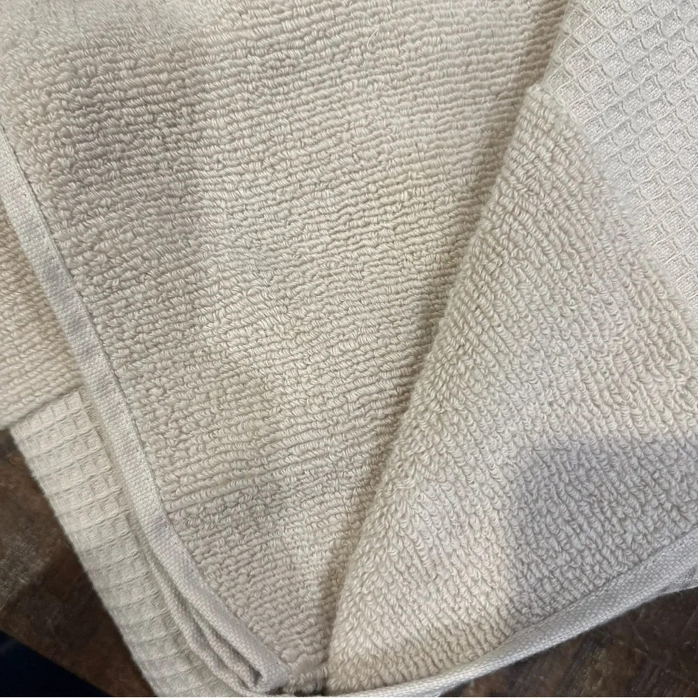 Hotel Collection Waffle Weave Turkish COTTON Bath Towel Pumice Color 30x56” New